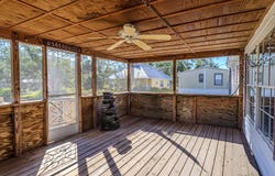 105 Ninth St, Steinhatchee, FL 32359