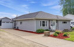 1108 Harvey, STERLING, IL 61081
