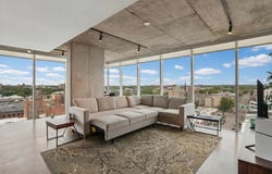 201 E Washington St, IowaCity, IA 52240
