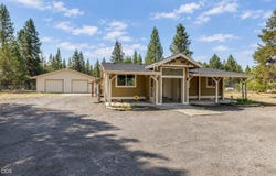 17045 West Drive, La Pine, OR 97739