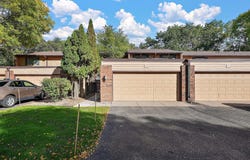 4731 Spring Circle, Minnetonka, MN 55345