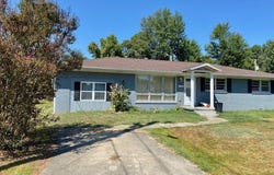 1101 N. Sassafras, Dexter, MO 63841