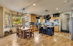 273 E PARK VIEW Cir, Bountiful, UT 84010