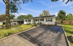 3 Cornell Road, Old Bridge, NJ 08857