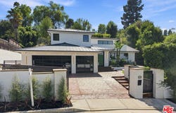 4949 Bilmoor Ave, Tarzana, CA 91356