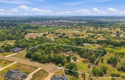 5000 Lantern Lane, Bryan, TX 77808