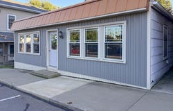 9 E Main St, Hayesville, OH 44838