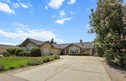 2668 Dawnridge Drive, Redding, CA 96001