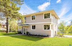 225 26th Ave E, Duluth, MN 55812