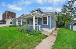 311 Locust Street, Elgin, IL 60123