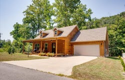 1069 Peace In Valley Road, Blue Eye, MO 65611