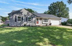 16 Sherwick Road, Oswego, IL 60543