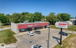 708 N 18Th Street, Centerville, IA 52544