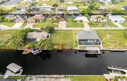 1019 NW 39th Avenue, Cape Coral, FL 33993