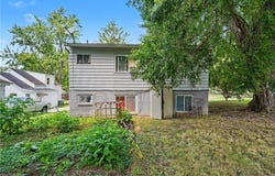 1332-1334 Alphada Avenue, Akron, OH 44310