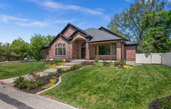 1548 E JUNE Cir, Draper, UT 84020