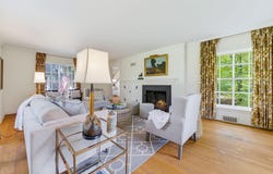 805 E Hyde Way, Fox Point, WI 53217