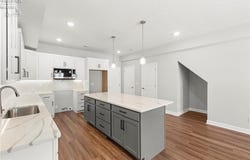 461 Harbor Lane, Lorain, OH 44052