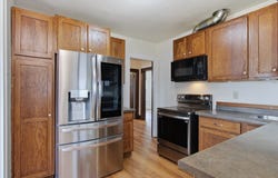 515 12th Avenue W, Menomonie, WI 54751