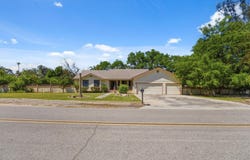 19098 Deane Dr, Madera, CA 93638