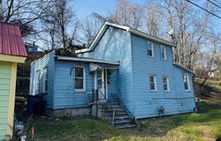 99 3rd Avenue, Kingston, NY 12401
