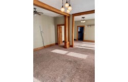 406 W 5th St., Yankton, SD 57078