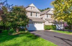 222 E CHURCH Street, Libertyville, IL 60048