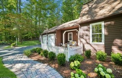36 Cora Ln, Chester Twp., NJ 07930-2711