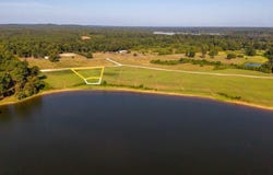 151 Stillwater Ln, Milam, TX 75959