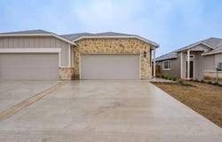 656-660 Wheatfield Drive, Venus, TX 76084