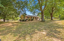 63 Bandy Estates Road, Lafayette, GA 30728