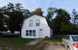 10 Call Road, Milford, ME 04461