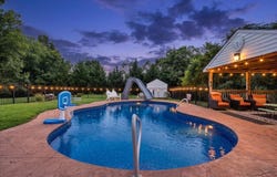 1150 Drewrys Hill Rd, Vinton, VA 24179