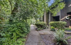 157 WESTBROOK Way, Eugene, OR 97405