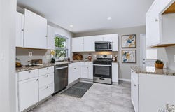 11097 Worchester Drive, St Louis, MO 63136
