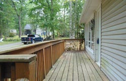 8 1st Road, Hawley, PA 18428