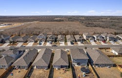 352 Sickle Loop, Uhland, TX 78640