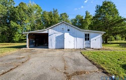 8201 S quaker Road, Quinton, VA 23141