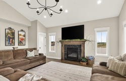 634 Glacier Ave, Shelley, ID 83274