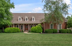 1013 Bluegrass Road, Versailles, KY 40383