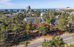 13700 Cape Kiwanda Dr, PacificCity, OR 97135