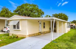 481 Chickadee Ct, Plant City, FL 33565