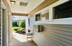 162 Horseshoe Dr, Chicopee, MA 01022