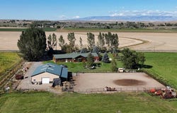 372 Lane 8, Powell, WY 82435