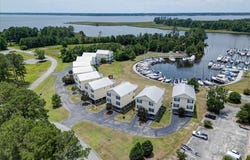 4016 Marina Townes Drive, New Bern, NC 28560