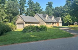 346 Heather Road, Eau Claire, WI 54701