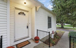 1147 Shady Lane Road, Columbus, OH 43227