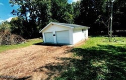1648 Dutch Valley Rd, Clinton, TN 37716