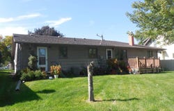 933 S 3rd St, Albion, NE 68620