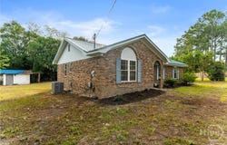 525 Carolyn St., Metter, GA 30439